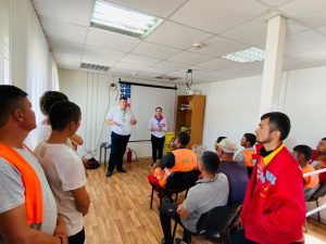Миграционный центр Кубани провел консультацию для иностранных граждан, работающих в ООО «Эста Констракшен»