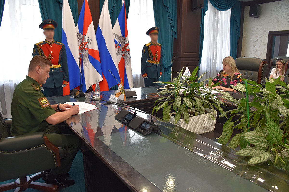 ГБУ КК «Многофункциональный миграционный центр» заключило соглашение о сотрудничестве и взаимодействии с Краснодарским высшим военным училищем имени генерала армии С.М. Штеменко.